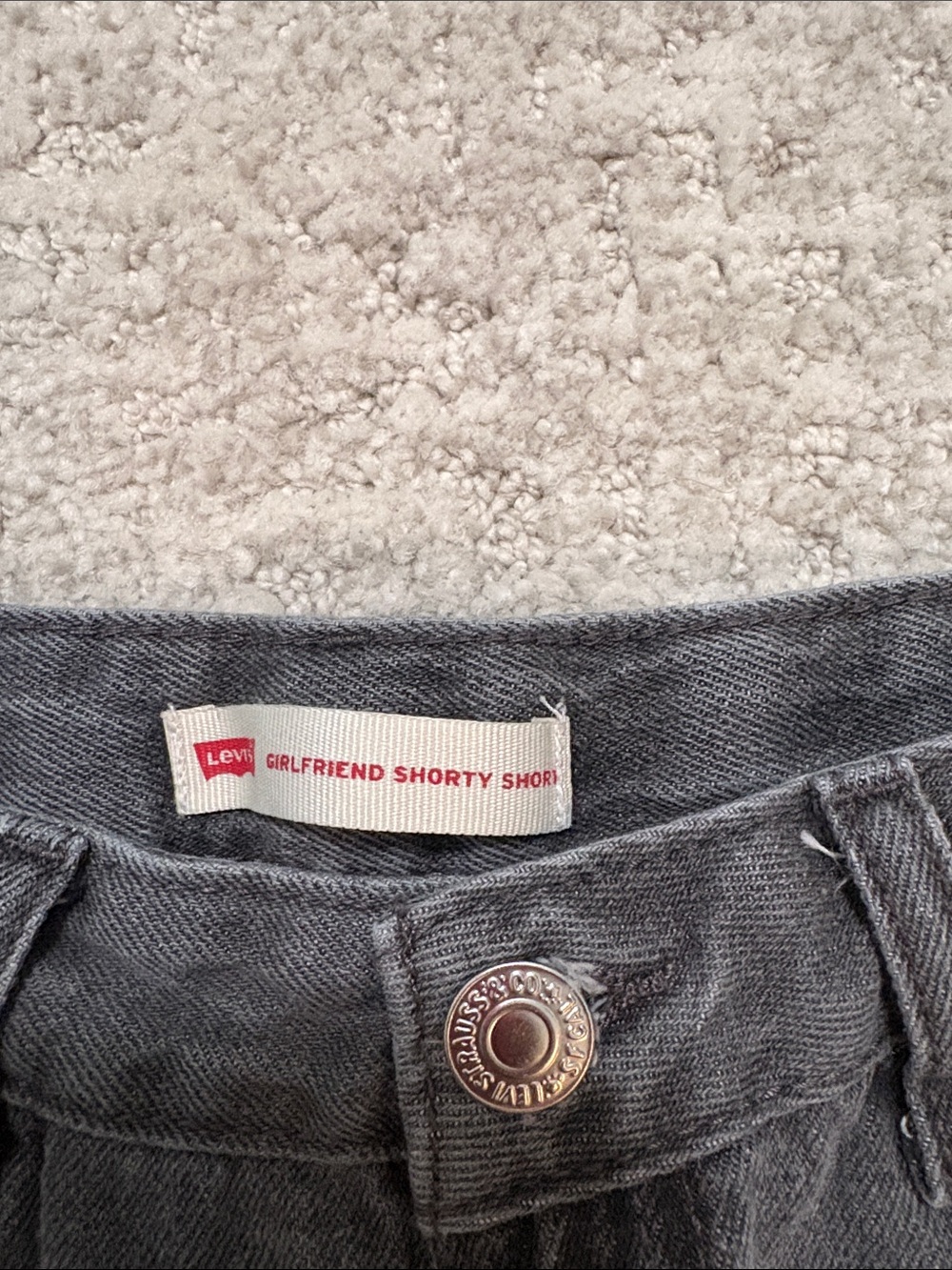 Levi's Girls' Gray Girlfriend Shorty Shorts